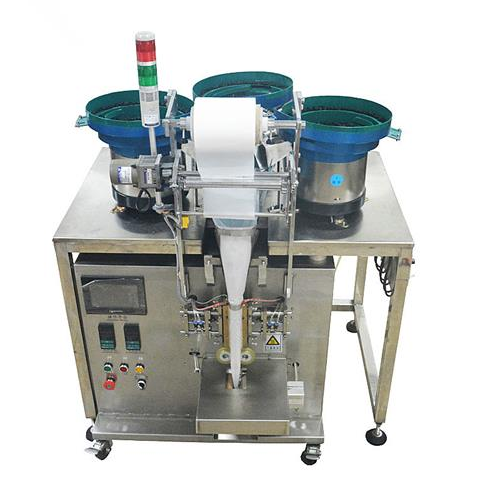 全自動(dòng)五金包裝機(jī)：為啥說(shuō)它是工廠的 “得力助手”？