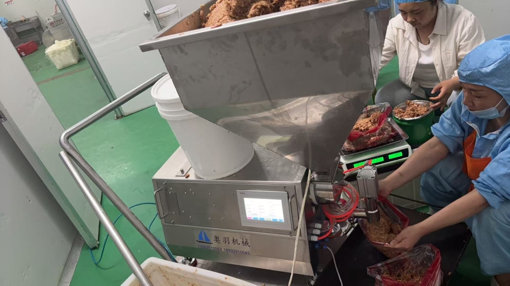 全自動(dòng)蝦仁肉餡自動(dòng)灌裝機(jī)的功能原理和性能優(yōu)勢(shì)
